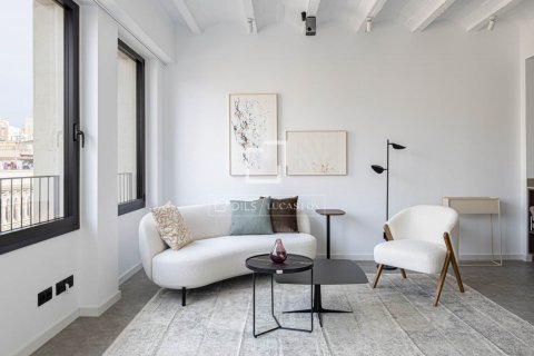 2 bedrooms apartment for sale in Barcelona, Catalonia, Spain № 8488 - photo 12