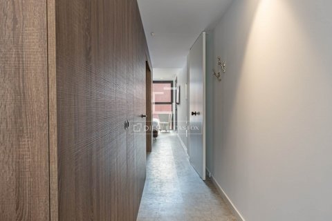 2 bedrooms apartment for sale in Barcelona, Catalonia, Spain № 8488 - photo 4