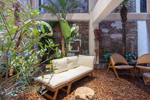 2 bedrooms apartment for sale in Barcelona, Catalonia, Spain № 8488 - photo 30