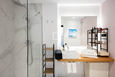 2 bedrooms apartment for sale in Barcelona, Catalonia, Spain № 8497 - photo 18
