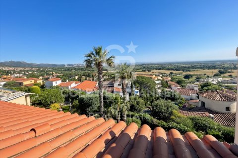 3 bedrooms villa for sale in Palau-saverdera, Girona, Catalonia, Spain № 7751 - photo 11