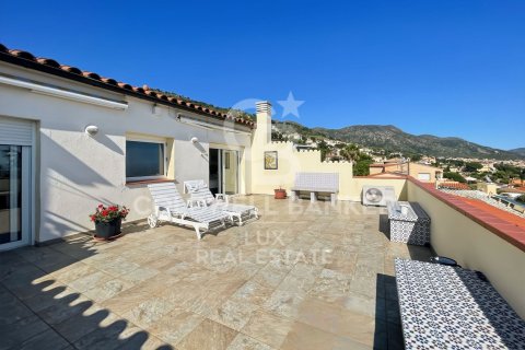 3 bedrooms villa for sale in Palau-saverdera, Girona, Catalonia, Spain № 7751 - photo 12