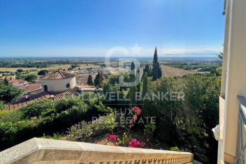 3 bedrooms villa for sale in Palau-saverdera, Girona, Catalonia, Spain № 7751 - photo 9