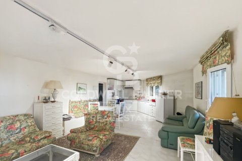 3 bedrooms villa for sale in Palau-saverdera, Girona, Catalonia, Spain № 7751 - photo 21
