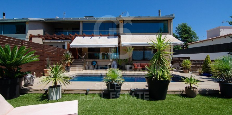 Сasa de 4 dormitorios en venta en Matadepera, Barcelona, Cataluña, Spain № 7750