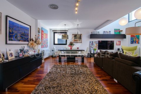 Сasa de 4 dormitorios en venta en Matadepera, Barcelona, Cataluña, Spain № 7750 - foto 9