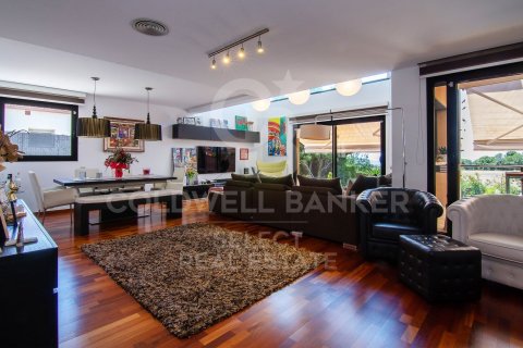 Сasa de 4 dormitorios en venta en Matadepera, Barcelona, Cataluña, Spain № 7750 - foto 8
