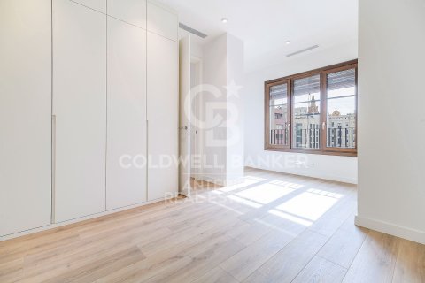2 bedrooms penthouse for sale in Barcelona, Catalonia, Spain № 5350 - photo 13