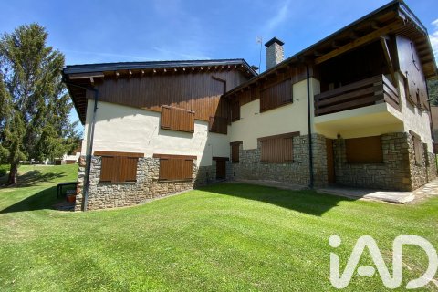 Купить квартиру в Альп, Испания с 3 спальни, 104м², № 4718 - фото 3