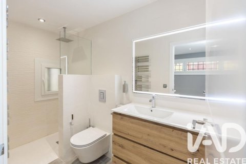 Купить квартиру в Альп, Испания с 3 спальни, 104м², № 4718 - фото 15