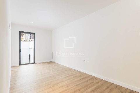 2 bedrooms apartment for sale in Barcelona, Catalonia, Spain № 4289 - photo 23