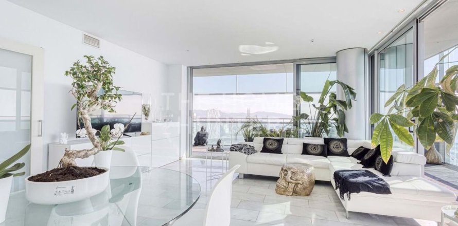 3 bedrooms apartment for sale in Sant Marti, Barcelona, Catalonia, Spain № 2270