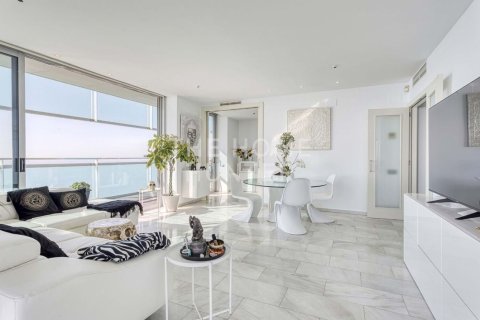3 bedrooms apartment for sale in Sant Marti, Barcelona, Catalonia, Spain № 2270 - photo 2