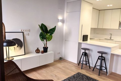 2 bedrooms apartment for sale in Ciutat Vella, Barcelona, Catalonia, Spain № 2272