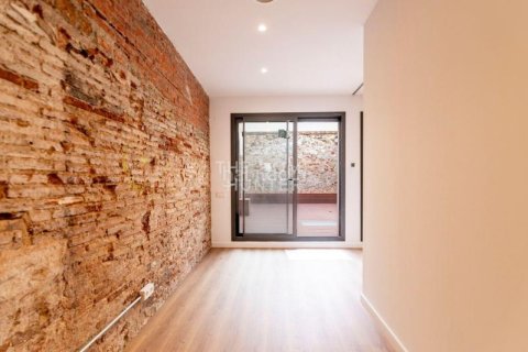 Купить квартиру в Бадалона, Испания с 1 спальня, 175м², № 2274 - фото 3