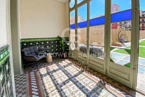 Apartamento de 3 dormitorios en venta en Barcelona, Cataluña, Spain № 5672 - foto 21