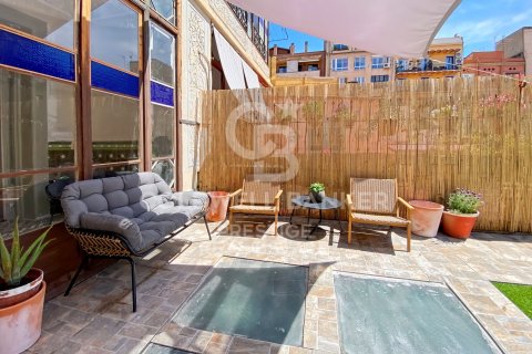 Apartamento de 3 dormitorios en venta en Barcelona, Cataluña, Spain № 5672 - foto 24