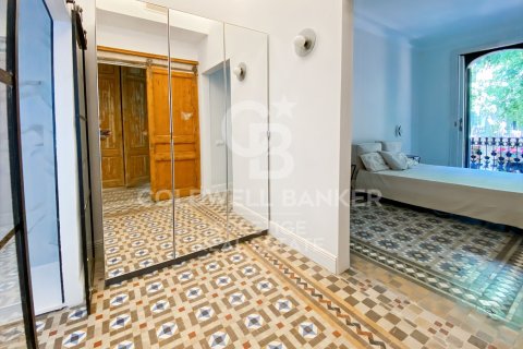Apartamento de 3 dormitorios en venta en Barcelona, Cataluña, Spain № 5672 - foto 20