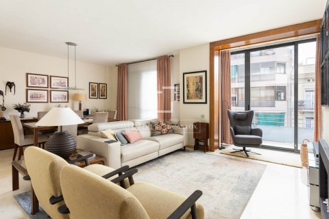 4 bedrooms penthouse for sale in Barcelona, Catalonia, Spain № 8481 - photo 15