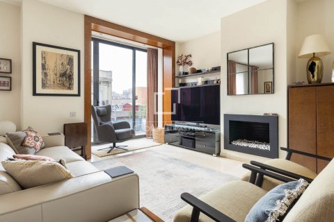 4 bedrooms penthouse for sale in Barcelona, Catalonia, Spain № 8481 - photo 12