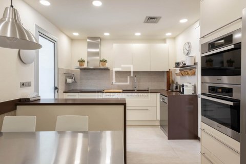 4 bedrooms penthouse for sale in Barcelona, Catalonia, Spain № 8481 - photo 22