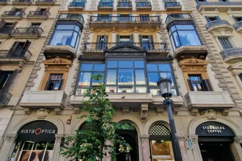 4 bedrooms apartment for sale in Barcelona, Catalonia, Spain № 8480
