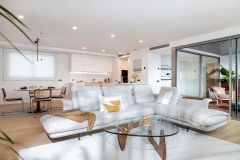 4 bedrooms apartment for sale in Barcelona, Catalonia, Spain № 8294 - photo 4