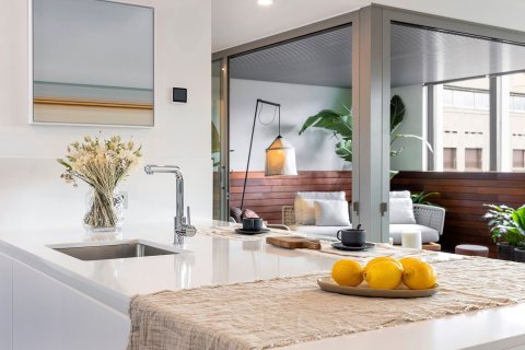 4 bedrooms apartment for sale in Barcelona, Catalonia, Spain № 8294 - photo 2