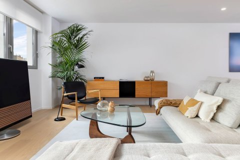 4 bedrooms apartment for sale in Barcelona, Catalonia, Spain № 8294 - photo 10