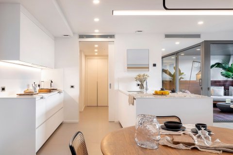 4 bedrooms apartment for sale in Barcelona, Catalonia, Spain № 8294 - photo 8