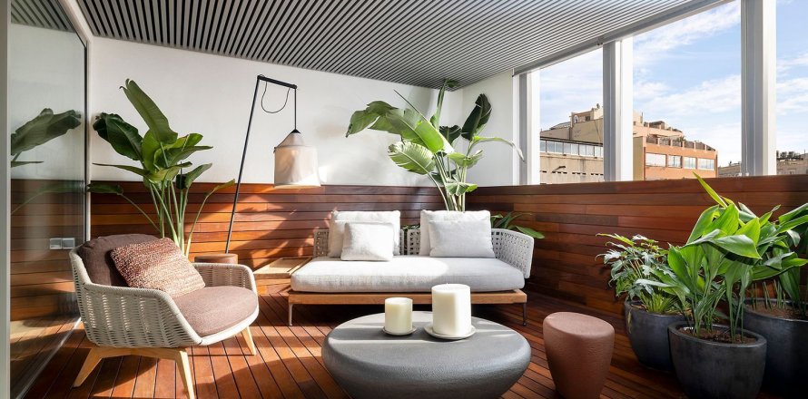 4 bedrooms apartment for sale in Barcelona, Catalonia, Spain № 8294