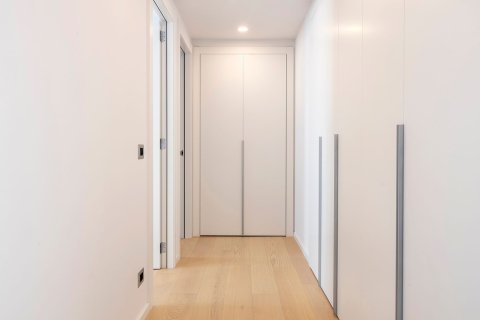 4 bedrooms apartment for sale in Barcelona, Catalonia, Spain № 8294 - photo 18