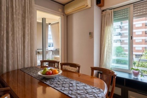 3 chambres apartment à vendre à Barcelona, Catalonia, Spain № 8299 - photo 3