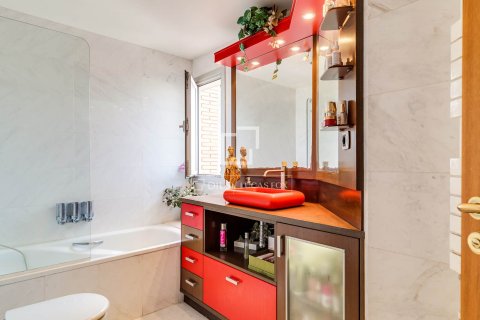 4 bedrooms apartment for sale in Barcelona, Catalonia, Spain № 6544 - photo 8