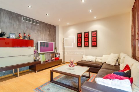 4 bedrooms apartment for sale in Barcelona, Catalonia, Spain № 6544 - photo 3