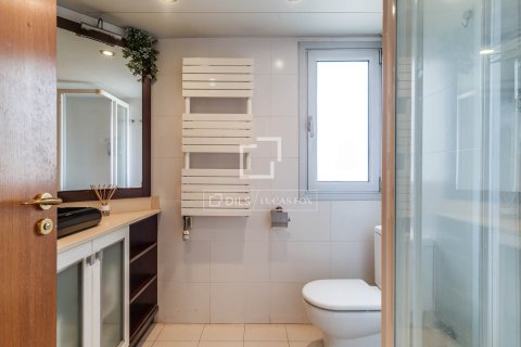 4 bedrooms apartment for sale in Barcelona, Catalonia, Spain № 6544 - photo 10