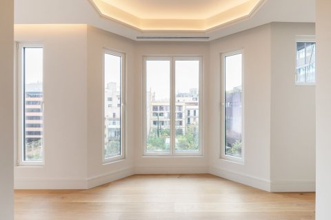 4 chambres apartment à vendre à Barcelona, Catalonia, Spain № 1525 - photo 4