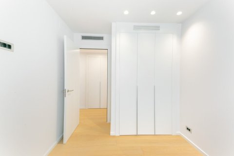 4 bedrooms apartment for sale in Barcelona, Catalonia, Spain № 1522 - photo 19