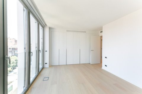 4 bedrooms apartment for sale in Barcelona, Catalonia, Spain № 1522 - photo 8