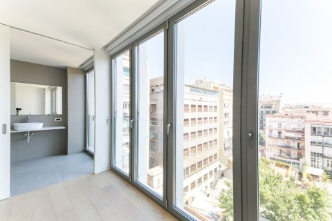 4 bedrooms apartment for sale in Barcelona, Catalonia, Spain № 1522 - photo 9