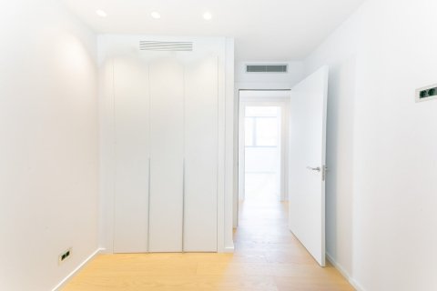 4 bedrooms apartment for sale in Barcelona, Catalonia, Spain № 1522 - photo 16