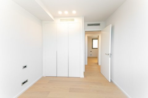 4 bedrooms apartment for sale in Barcelona, Catalonia, Spain № 1522 - photo 11