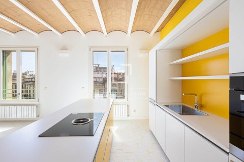 3 bedrooms apartment for sale in Barcelona, Catalonia, Spain № 4436 - photo 7
