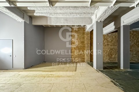 556 sq.m. commercial property for rent in Barcelona, Catalonia, Spain № 6113 - photo 13