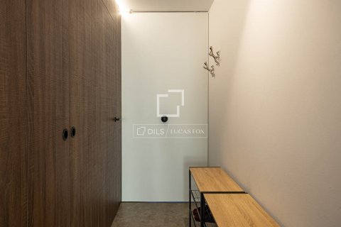 Apartamento de 2 dormitorios en venta en Barcelona, Cataluña, Spain № 8551 - foto 15