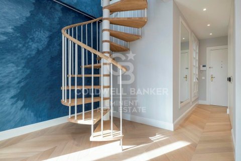 3 bedrooms penthouse for sale in Barcelona, Catalonia, Spain № 7979 - photo 9