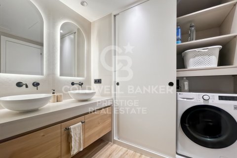 2 bedrooms apartment for sale in Barcelona, Catalonia, Spain № 7982 - photo 16