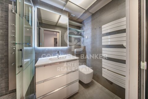 2 bedrooms apartment for sale in Lloret de Mar, Girona, Catalonia, Spain № 7927 - photo 5