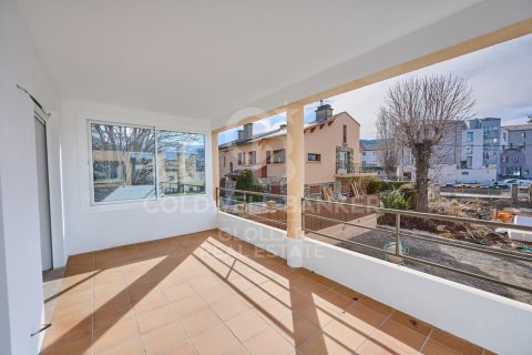 3 bedrooms apartment for sale in Catalonia, Spain № 7928