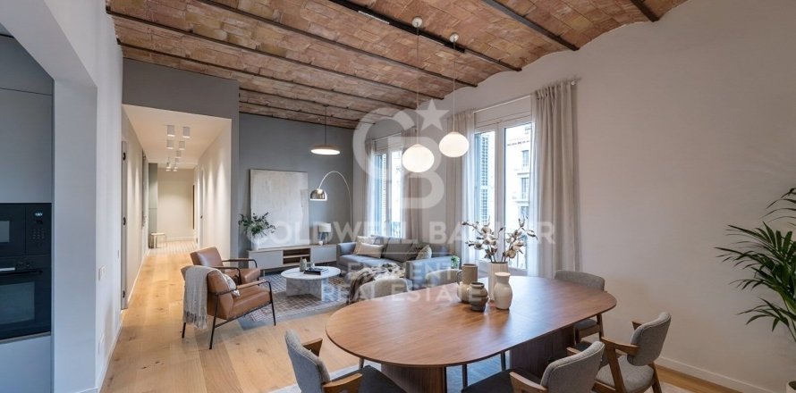 Apartamento de 4 dormitorios en venta en Barcelona, Cataluña, Spain № 7923